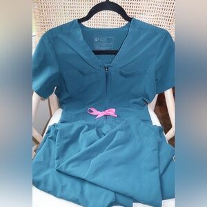 FIGS Jumpsuit |X-Small|